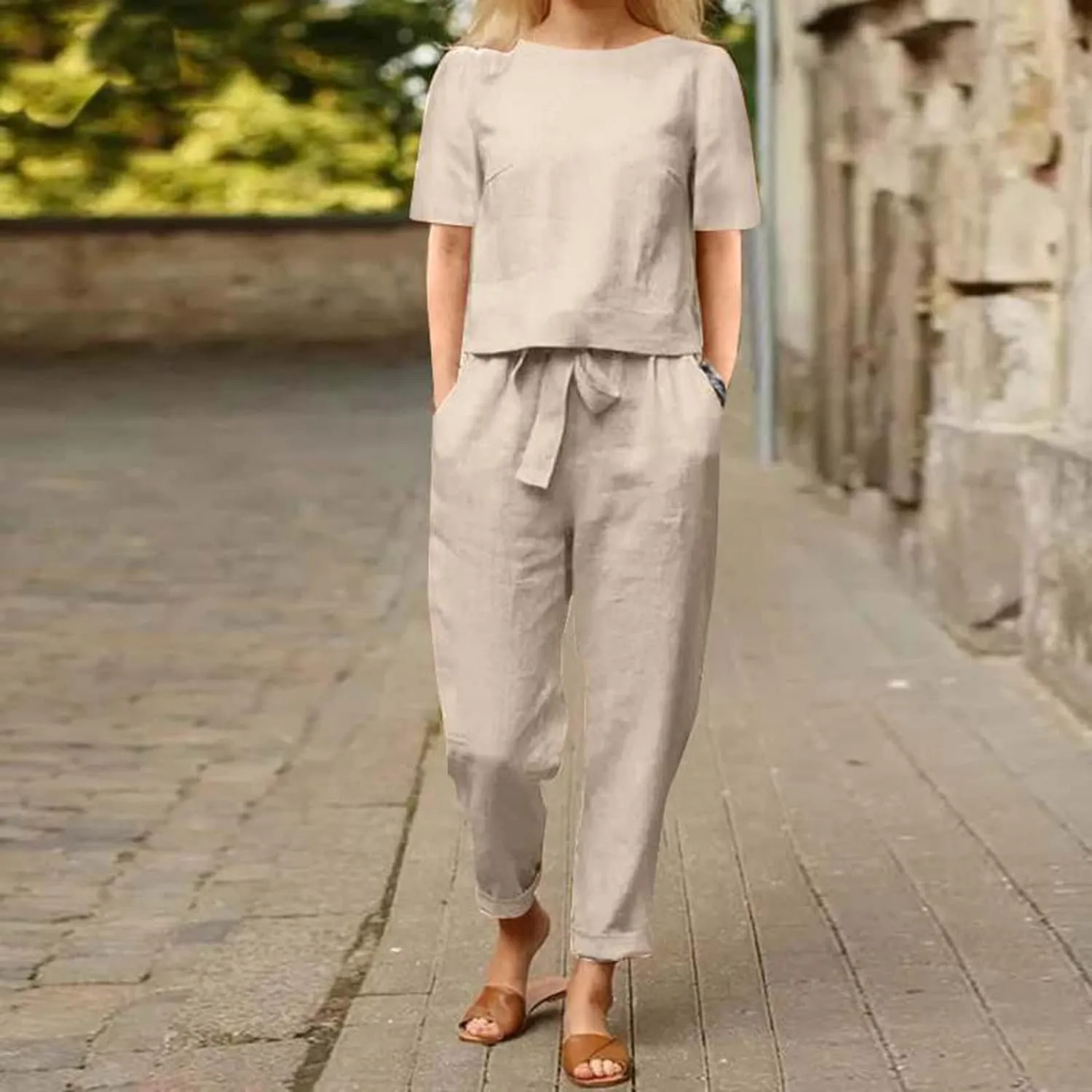 2 Piece Outfits for Women Summer Cotton Linen Casual Matching Set Short Sleeve T Shirts and Capri Pants with Pockets