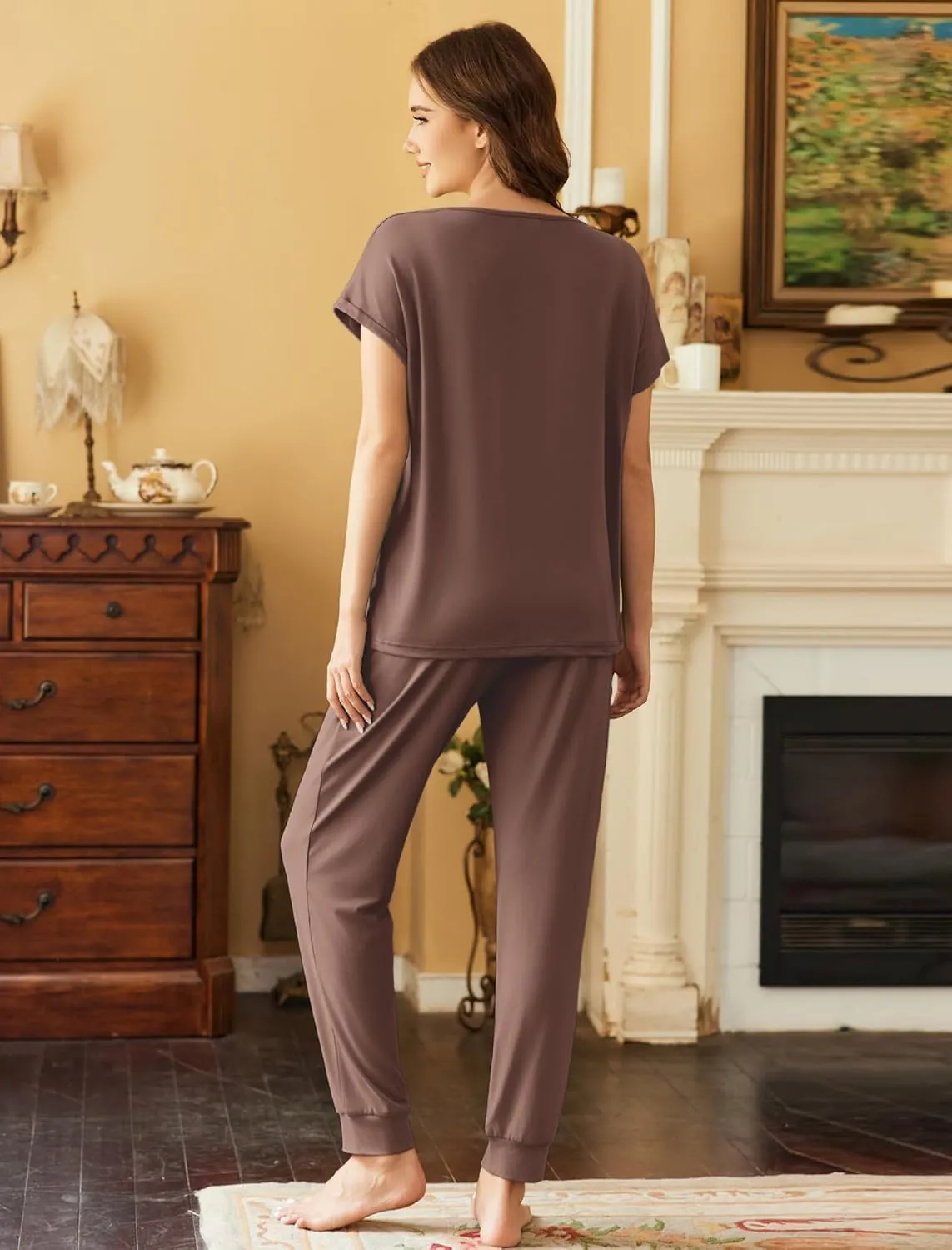 Ekouaer Pajama Sets for Women 2 Piece Lounge Sets Short Sleeve Pullover Top and Jogger Pants Pjs Sleepwear Tracksuit S-XXL