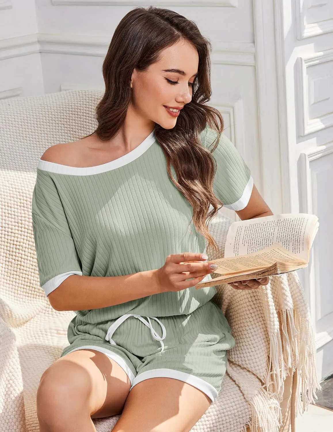 Ekouaer Women Ribbed Knit Pajama Sets Short Sleeve Top and Shorts 2 Piece Soft Pjs Sleepwear with Pockets Lounge Sets S-XXL