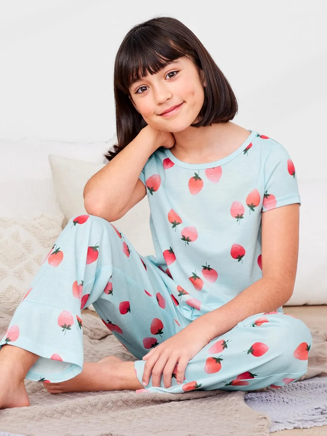 Simple Joys by Carter's Girls' 4-Piece Poly Pajamas